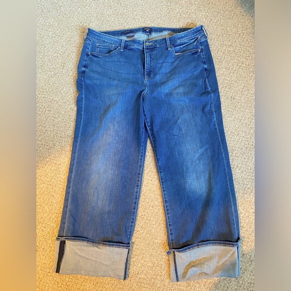 NYDJ Mid Wash Wide Leg Jeans - Picture 1 of 4